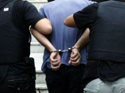 Καλαμάτα: 16χρονος έβαζε νεαρούς να κλέβουν… όταν είχε άλλοθι