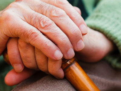 Προσποιήθηκαν υπαλλήλους του ΟΓΑ και εξαπάτησαν ηλικιωμένους