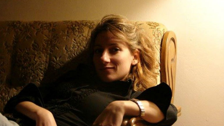 Λένε το τελευταίο αντίο στη μητέρα που «έσβησε» ενώ θήλαζε το μωρό της