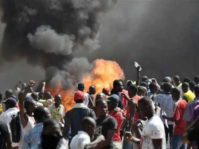 Μπουρκίνα Φάσο: Διαδηλώνουν οι υποστηρικτές της αντιπολίτευσης