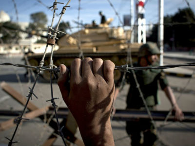 Αίγυπτος: 26 νεκροί από επιθέσεις ισλαμιστών