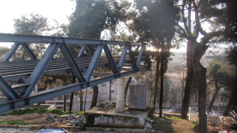 Ιωάννινα: Η γέφυρα της πλατείας αποκτά… προορισμό