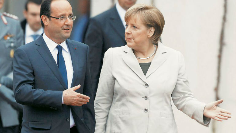 Συνάντηση Μέρκελ – Ολάντ για το μεταναστευτικό