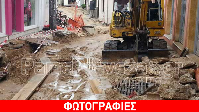 Πρέβεζα: «Πνίγονται» στις λάσπες τα καταστήματα