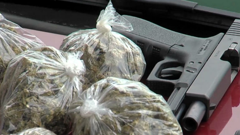 Ηράκλειο: Η μικροποσότητα κάνναβης έφερε στο φως… από χασισοκαλλιέργεια, μέχρι χειροβομβίδα