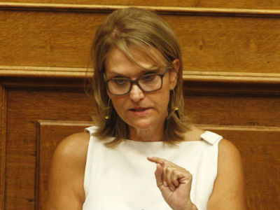 Δεν κατεβαίνει στις εκλογές η Ρεπούση