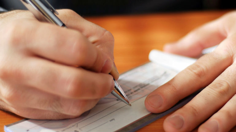 Καστοριά: Συνελήφθη για ακάλυπτες επιταγές και χρέη