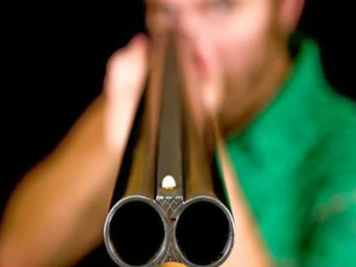 Τον πυροβόλησε λόγω κτηματικών διαφορών