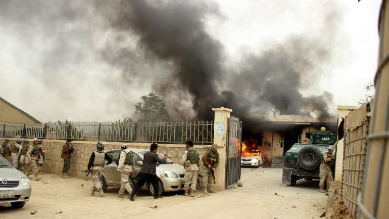 Αφγανιστάν: Οι Ταλιμπάν επιχειρούν να καταλάβουν το αεροδρόμιο της Κουντούζ