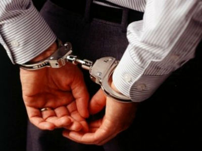 Άρτα: Χειροπέδες για χρέη προς το Δημόσιο