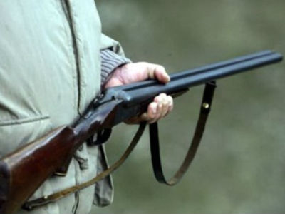 Πυροβόλησε συγχωριανό του και παραδόθηκε