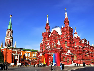 Τα δύο τρίτα των Ρώσων θεωρούν ότι η χώρα τους απειλείται