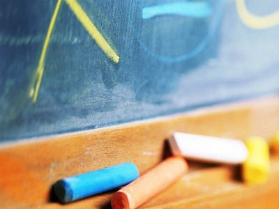 Με ακουαφόρτε και χλωρίνη η βόμβα που εξερράγη σε σχολείο