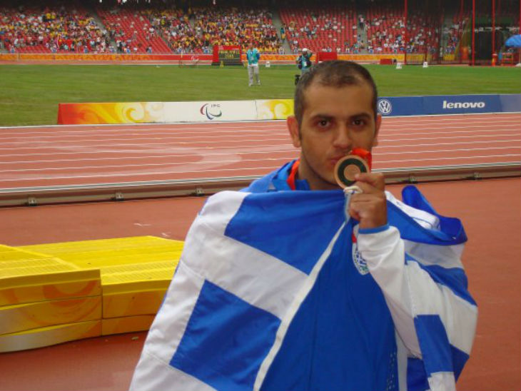 Ο ιδιοκτήτης του τυχερού πρακτορείου, κ. Αναστάσιος Τσίου, γνωστός Παραολυμπιονίκης της σφαιροβολίας