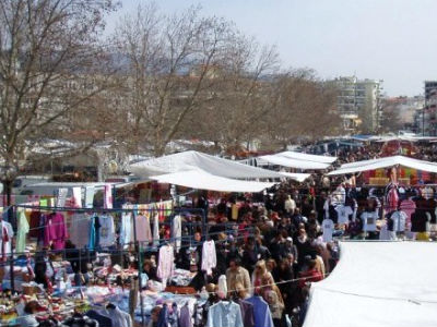 Υπάλληλος καθαριότητας βρήκε 4.200 ευρώ και τα παρέδωσε