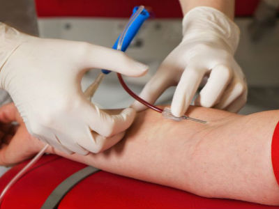 Συνεχίζεται η αιμοδοσία στη Σαντορίνη