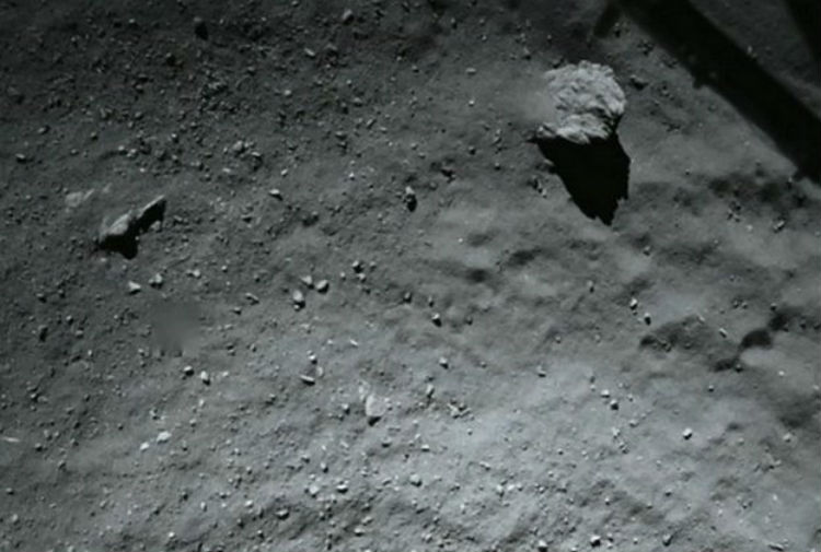 Φωτογραφία από τη Rosetta, τι στιγμή που πλησιάζει το σημείο της προσεδάδφισης