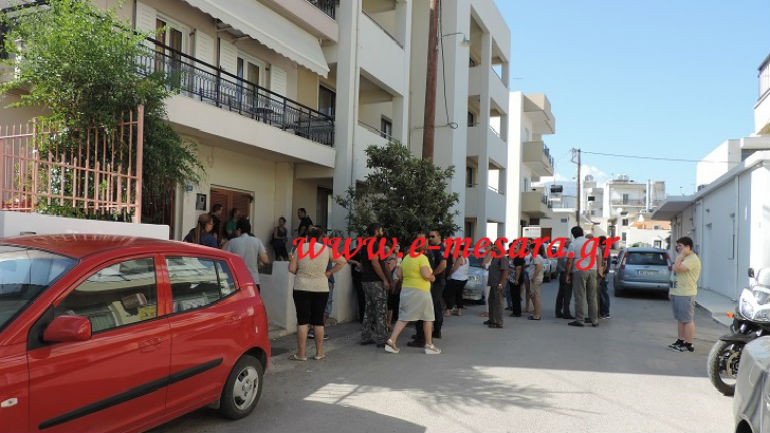 Ηράκλειο: Βρέθηκε νεκρός από μαχαιριές μέσα στο σπίτι του