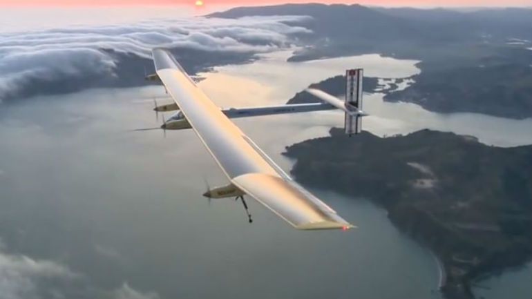 Ξεκίνησε το μακρύ ταξίδι του Solar Impulse 2 πάνω από τον Ειρηνικό
