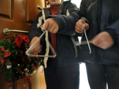 Χανιά: Άγιοι Βασίληδες έκλεψαν χρήματα από τα κάλαντα