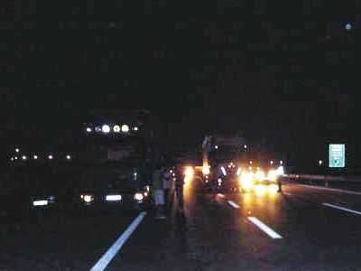 Οδηγός σε κατάσταση αμόκ επιτέθηκε σε υπαλλήλους διοδίων