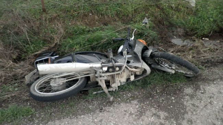 Λάρισα: Ανήλικη έπεσε από γέφυρα οδηγώντας μηχανάκι