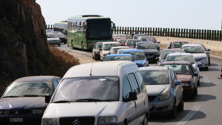 Ηράκλειο: Τροχαίο προκάλεσε κυκλοφοριακό κομφούζιο