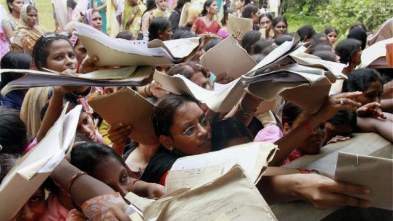 Ινδία: 2,3 εκατ. αιτήσεις για 368 θέσεις εργασίας