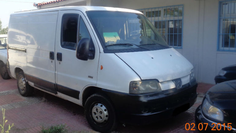 Κομοτηνή: Παράτησε το φορτηγό με τους μετανάστες και το έβαλε στα πόδια