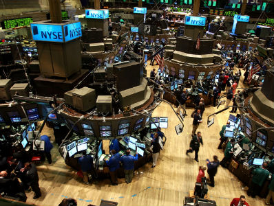 Θετικό πρόσημο στη Wall Street