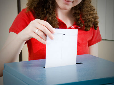 Οριστικό: Δεν ψηφίζουν στις εκλογές οι 18άρηδες