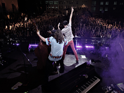 Ο Maraveyas Ilegál φέρνει τη «Λόλα» στη Θεσσαλονίκη!