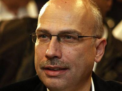 Λίγες μέρες πριν τις εκλογές