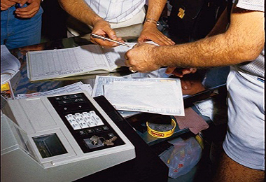 Στην Κεφαλονιά για ψάρεμα φορολογικών παραβάσεων