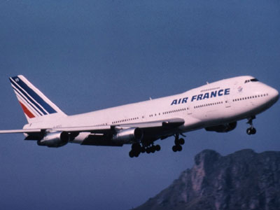 Εκ νέου έρευνες για το μαύρο κουτί του Airbus της Air France