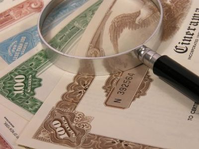 Το πρώτο «κούρεμα» κατά 25% για ελληνικά ομόλογα