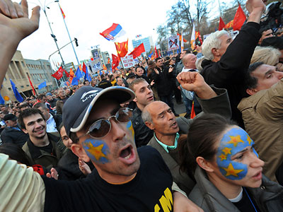 Μεγάλη συγκέντρωση της αντιπολίτευσης στην ΠΓΔΜ