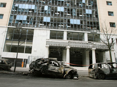 Πρώτα η αποκατάσταση των ζημιών, μετά η εργασία