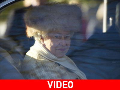 Αντάλλαξαν ευχές με τη βασίλισσα