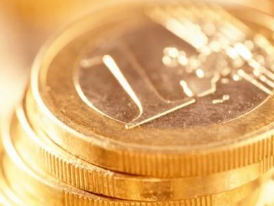 Πάνω από τον στόχο η μείωση του ελλείμματος