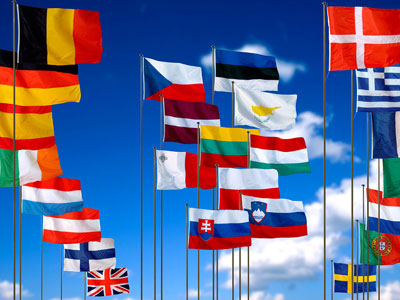 Σφίγγουν τα λουριά στους χρηματοπιστωτικούς οργανισμούς