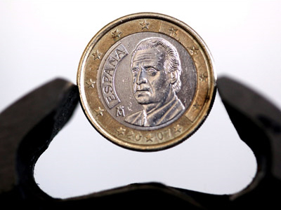 Αυξήθηκε κατά 30% το επιτόκιο για τον δανεισμό της Ισπανίας