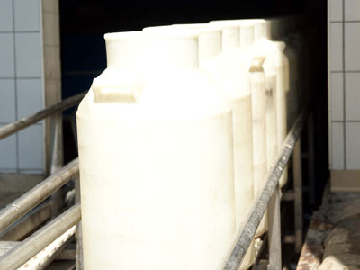 Οι αντιδράσεις για την πρώτη επιχειρησιακή σύμβαση