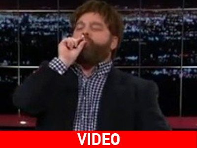 Κάπνισε μαριχουάνα on camera