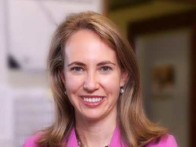 Δειλά χαμόγελα για την αμερικανίδα βουλευτή