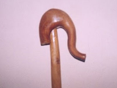 Χειροπέδες για μια μαγκούρα