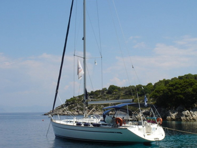 Ταξίδι με κλεμμένο ιστιοφόρο στο Αιγαίο