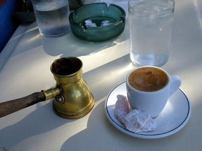 Κακοπληρωτής ο πρώην καφετζής της Βουλής