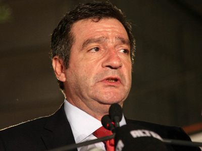 «Χριστούγεννα με 200.000 τόνους σκουπιδιών»