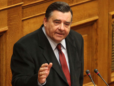 «Οδηγείτε τη χώρα από μαρασμό σε μαρασμό»